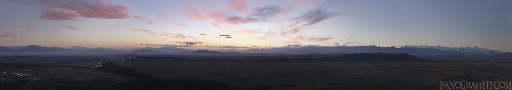 Purple clouds over the Mackenzie Basin - The colors of the sky over the Mackenzie Basin at dusk from Mount John in HDR.
