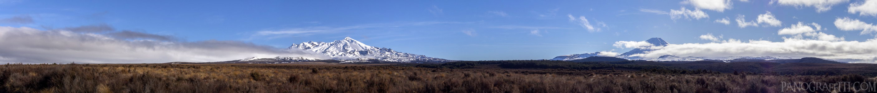 Mt Ruapehu and Ngauruhoe from the Desert Road - Mt Ngauruhoe hiding Mt Ruapehu from Mt Tongariro